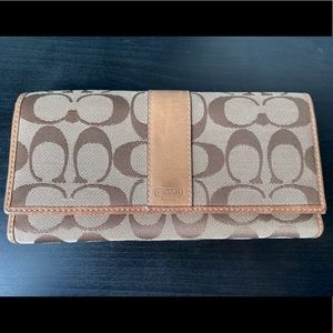 Coach wallet